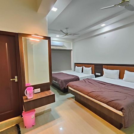 Hotel Heritage Palace Bhuj Luaran gambar