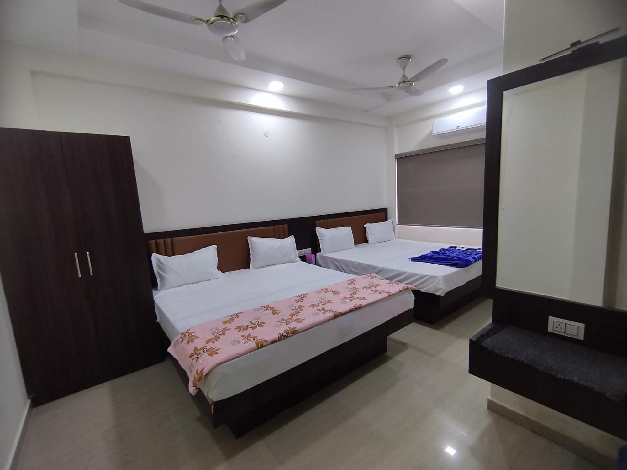 Hotel Heritage Palace Bhuj Luaran gambar
