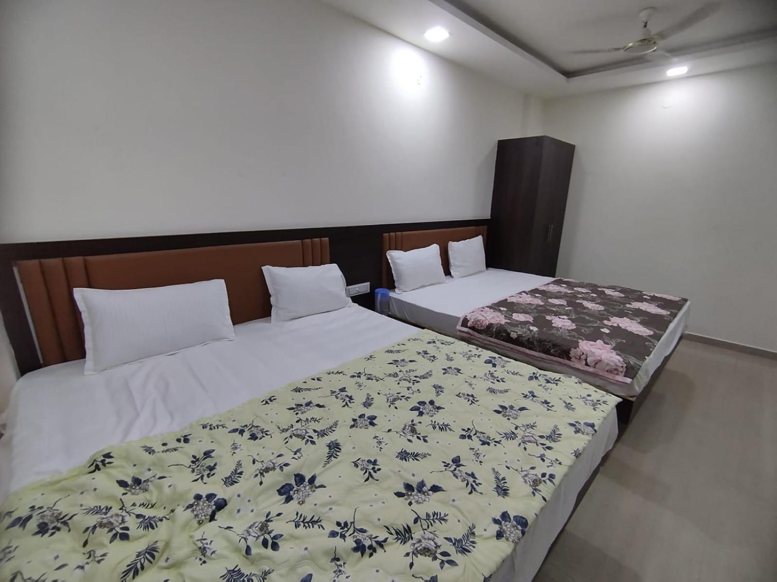 Hotel Heritage Palace Bhuj Luaran gambar